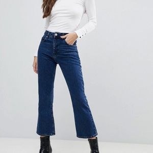 Cropped flared jeans